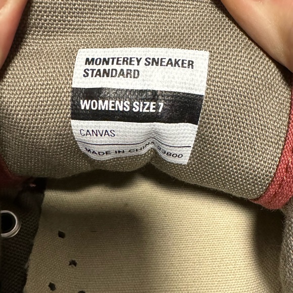 SeaVees Monterey Sneaker Standard size 7 - Picture 3 of 3